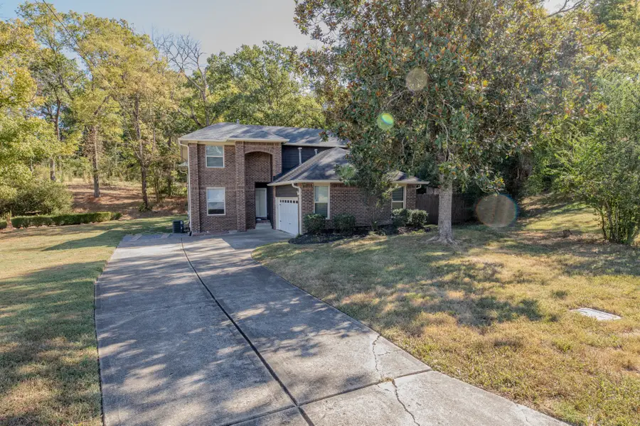 1748 Ridgemere Ct, Hermitage, TN 37076 - #2