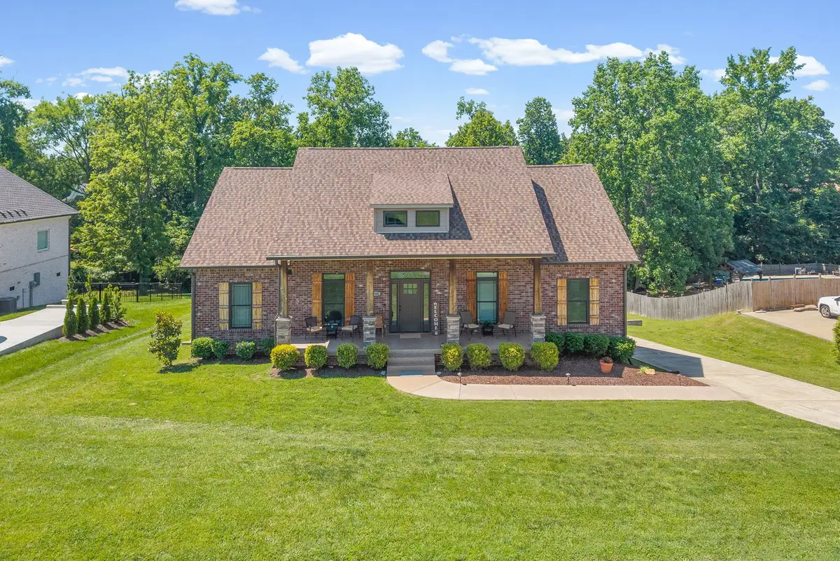 548 Dixie Ln, Pleasant View, TN 37146 - #1