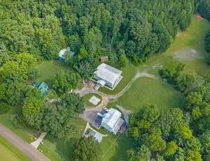 355359 County Road 475, Etowah, TN 37331 - #1