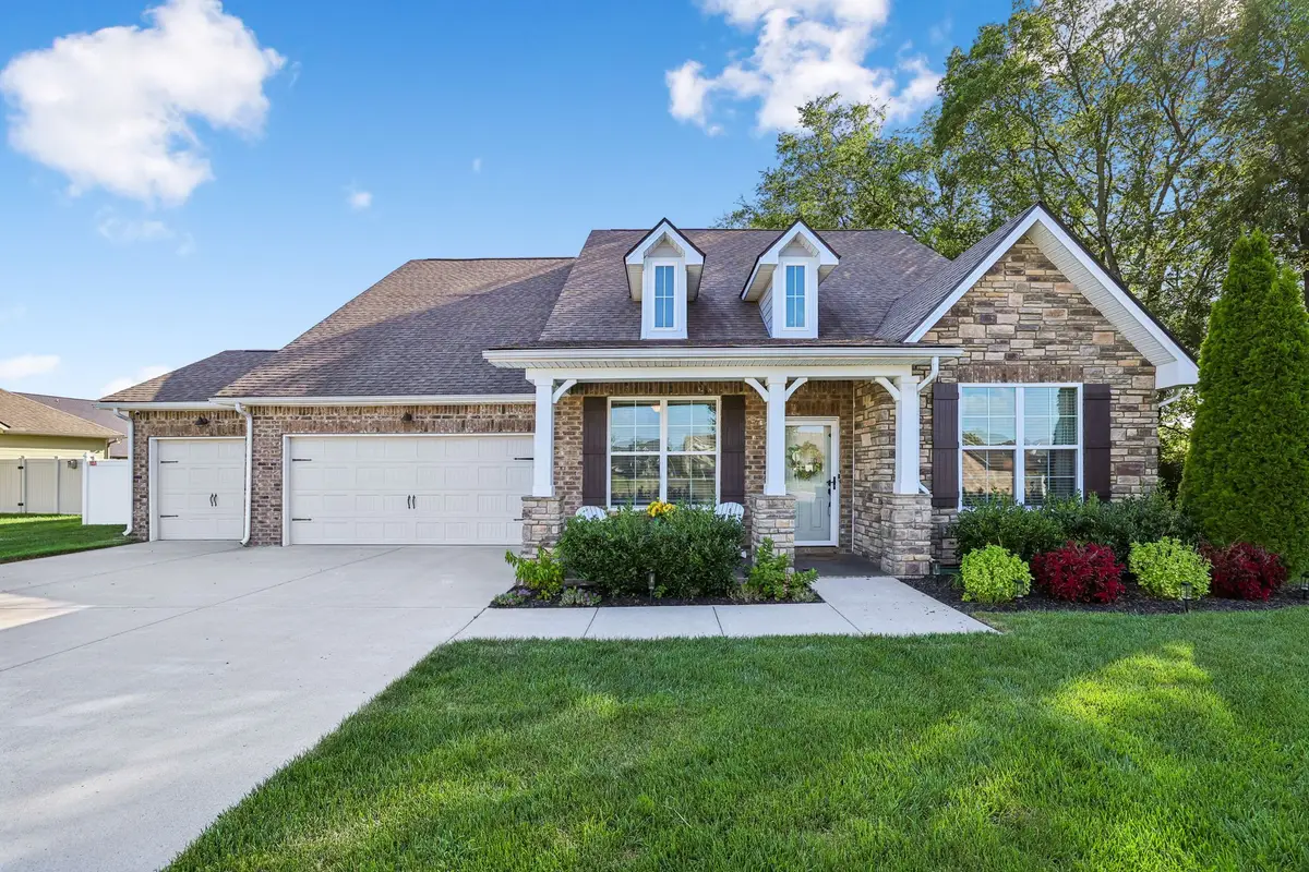 2604 Parkwood Dr, Murfreesboro, TN 37128 - #1