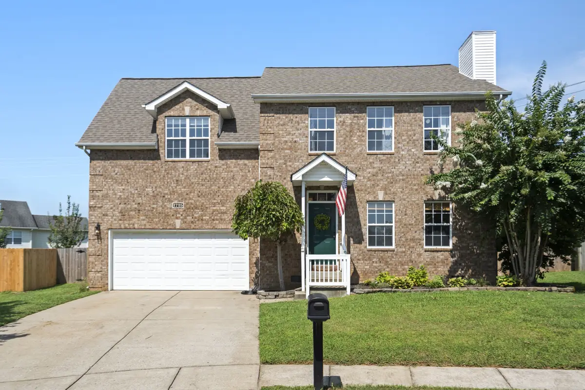1725 Stephenson Ln, Spring Hill, TN 37174 - #1