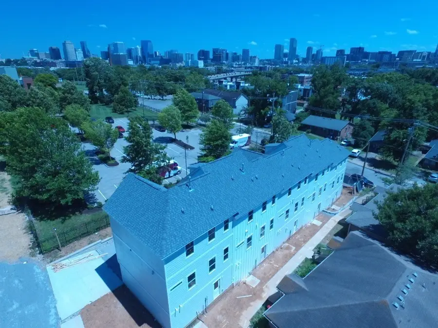 1816 Hermosa St, Nashville, TN 37208 - #2