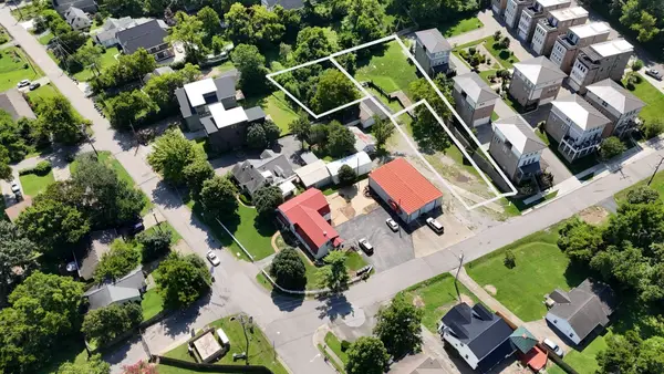 101 Demoss Road, Nashville, TN 37209