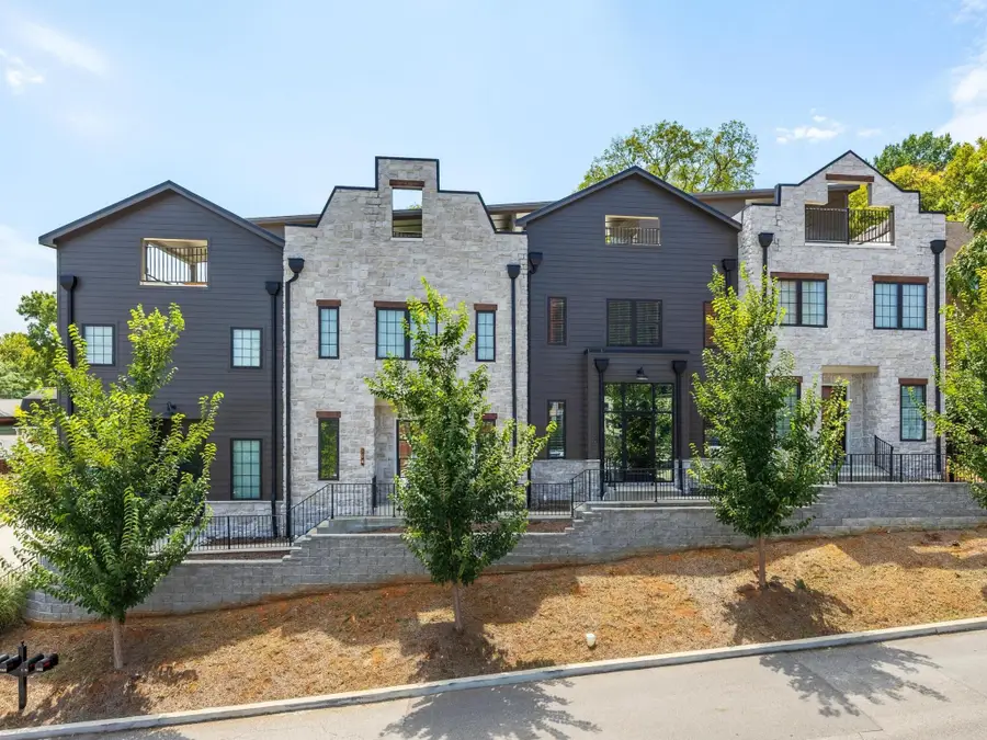 1036 E 4th Street #103, Chattanooga, TN 37403 - #2