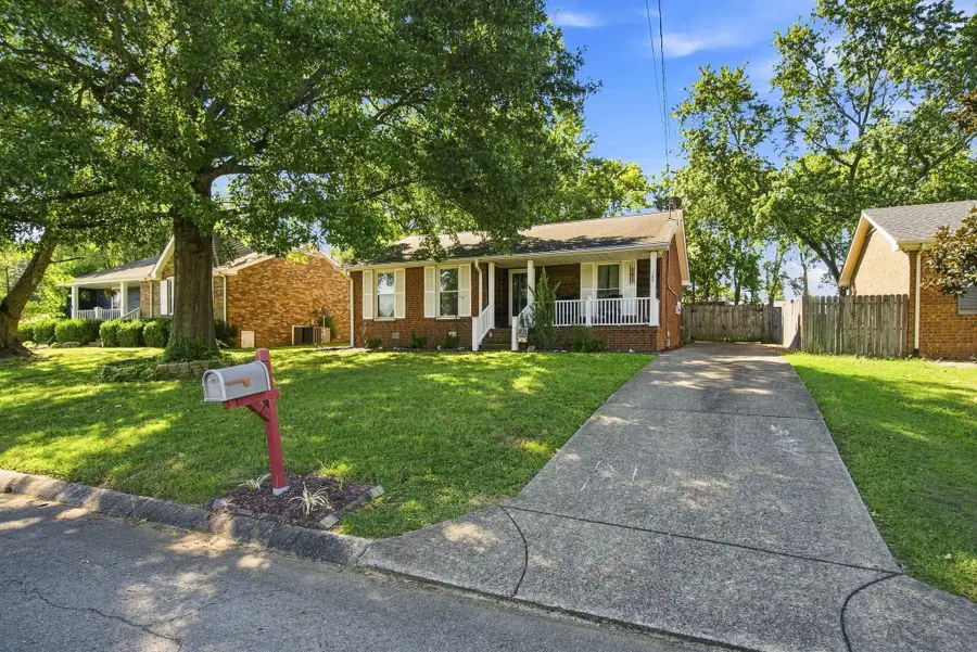 103 Glen Oak Ct W, Hendersonville, TN 37075 - #2