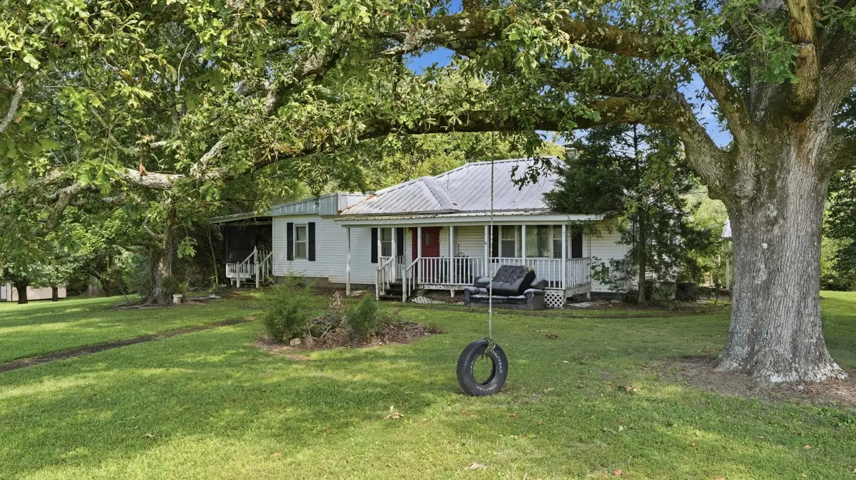 7334 Lynchburg Rd, Winchester, TN 37398 - #1