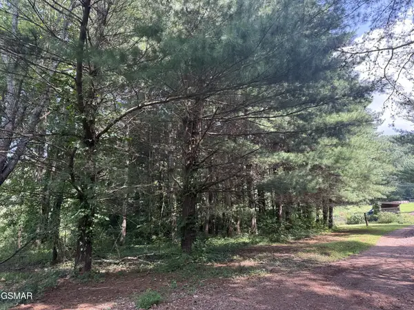 620 County Road 655, Athens, TN 37303