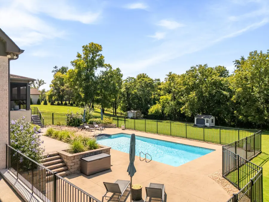 868 Douglas Bend Rd, Gallatin, TN 37066 - #3