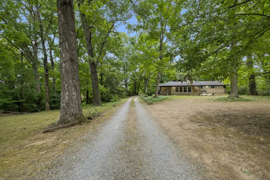 5572 Highway 76 E, Springfield, TN 37172 - #2