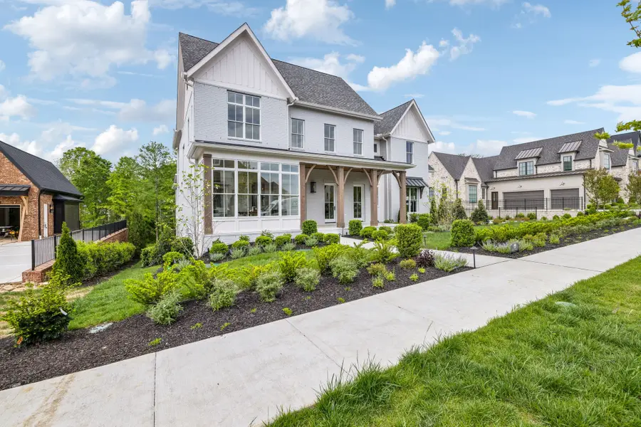 8876 Edgecomb Dr, College Grove, TN 37046 - #2