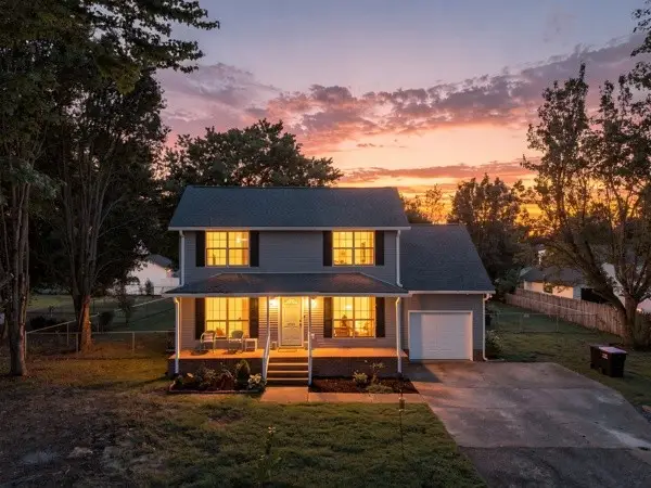3043 Easy Goer Ln, Greenbrier, TN 37073 - #1