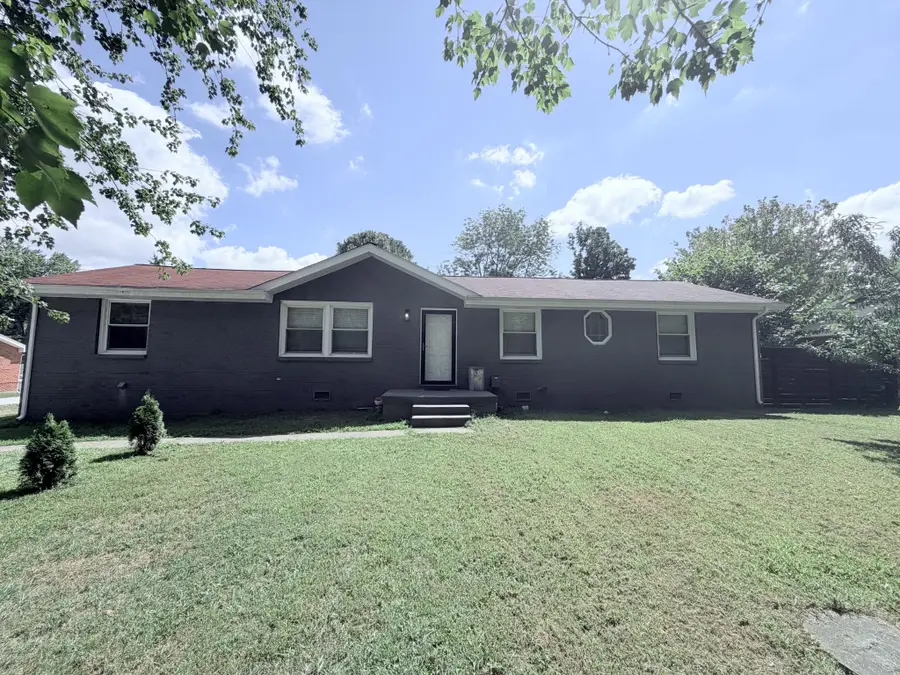 2057 Lake Rd, Greenbrier, TN 37073 - #3