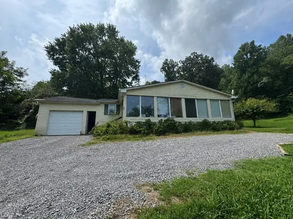 196 Lynch Rd, Church Hill, TN 37642