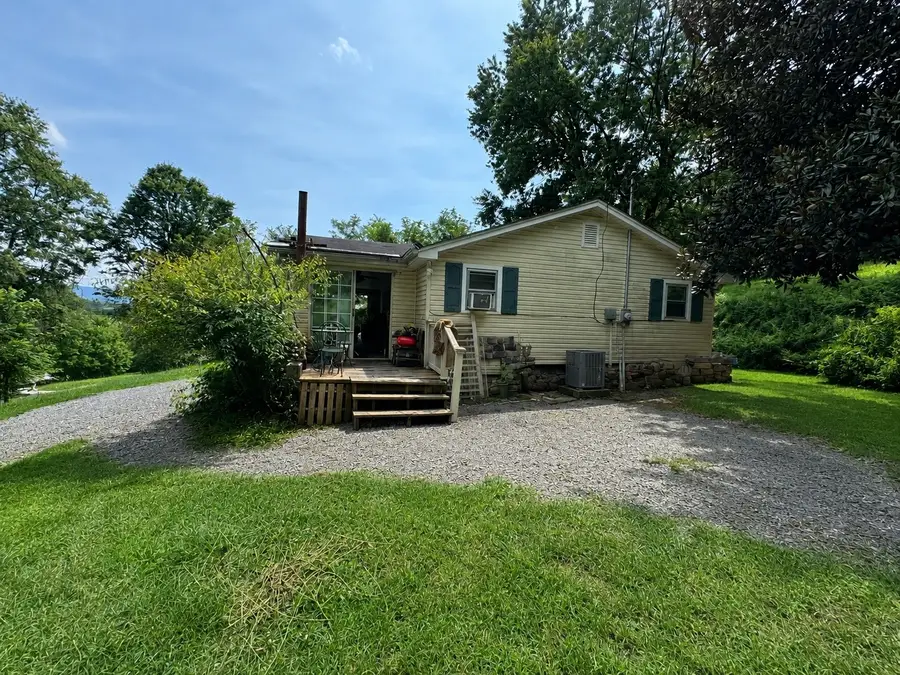196 Lynch Rd, Church Hill, TN 37642 - #2