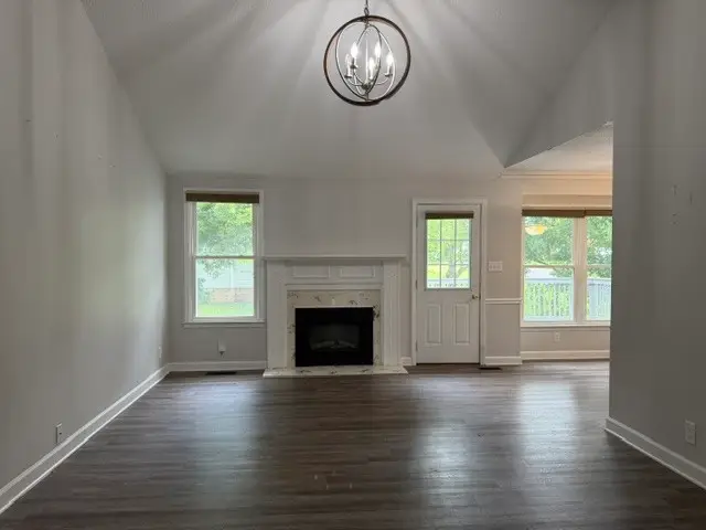 136 Cunningham Pl, Clarksville, TN 37042 - #2