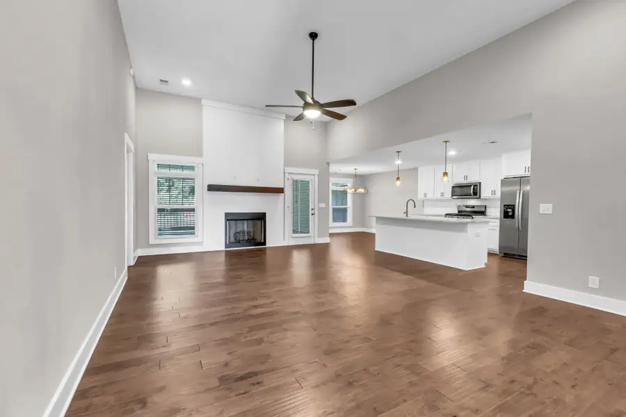 836 Jersey Dr, Clarksville, TN 37043 - #3