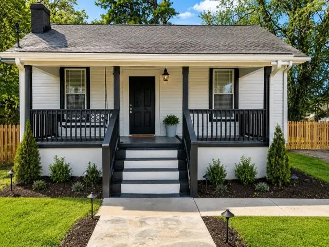 612 W 9th St, Columbia, TN 38401 - #1