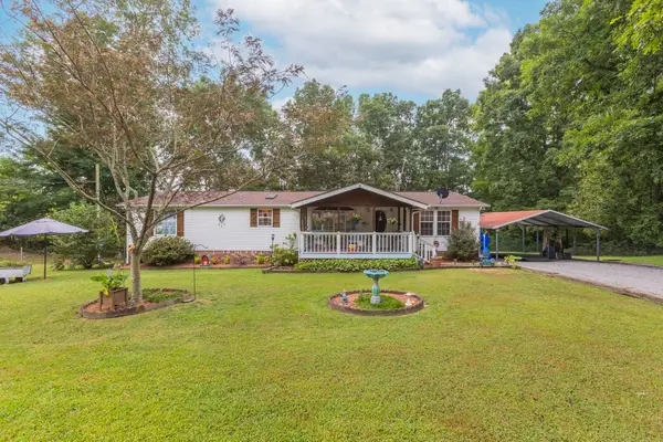 416 Printwood Dr, Dickson, TN 37055