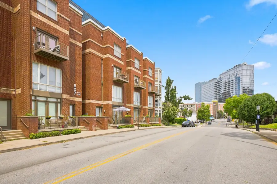 807 18th Ave S #209, Nashville, TN 37203 - #2