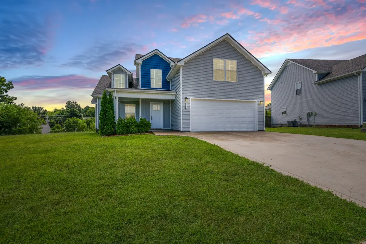457 Woodtrace Dr, Clarksville, TN 37042 - #1
