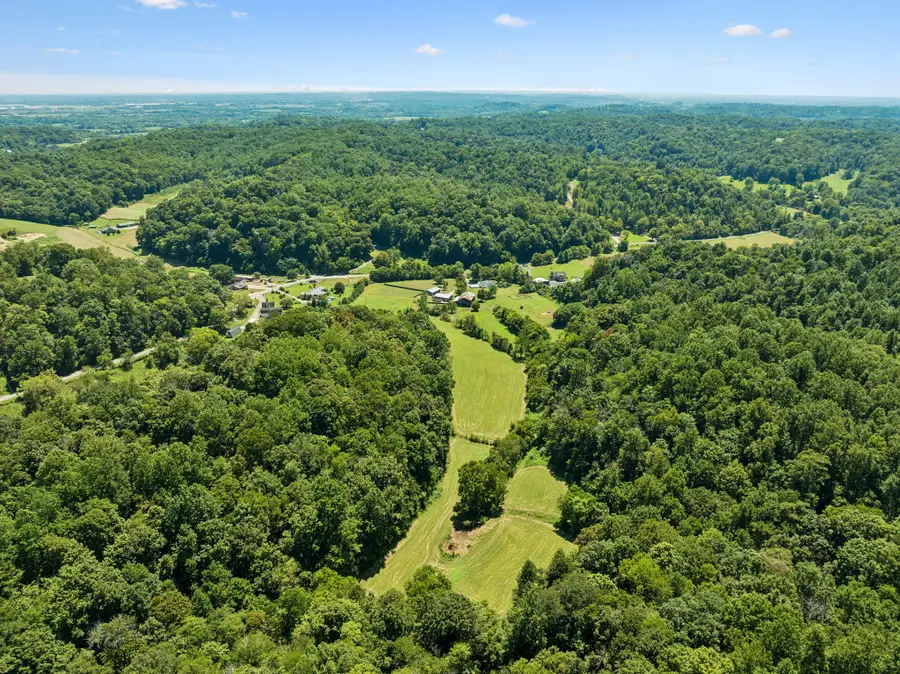 3025 Knob Creek Rd, Columbia, TN 38401 - #2