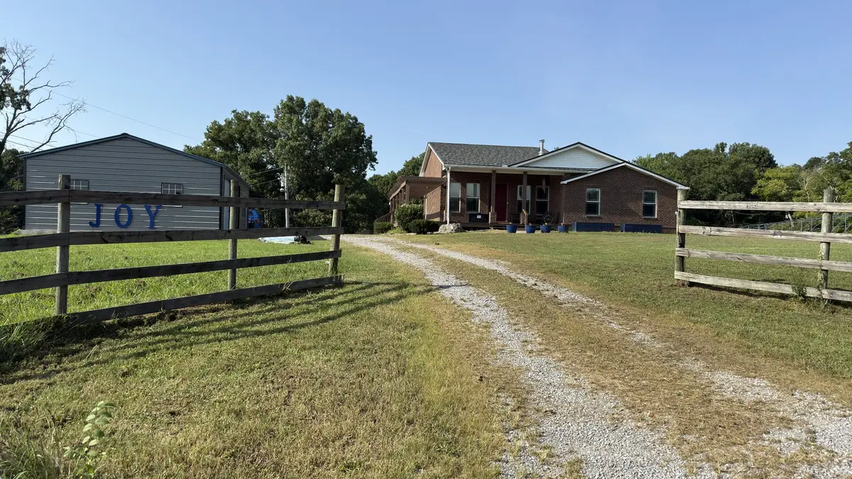 2475 Old Clarksville Pike, Ashland City, TN 37015 - #1