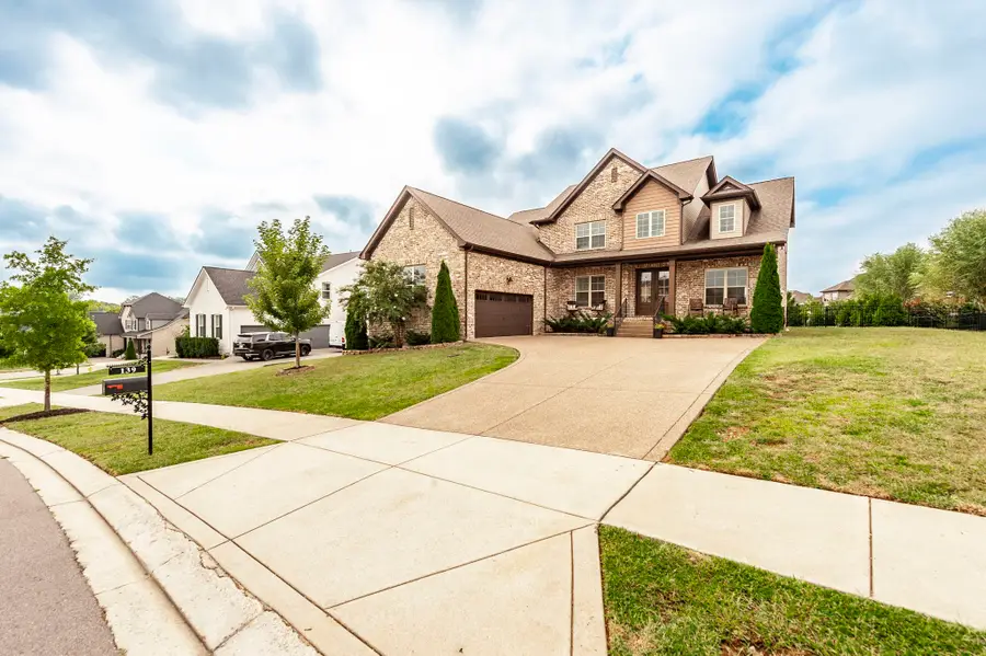 139 Compton St, Gallatin, TN 37066 - #2