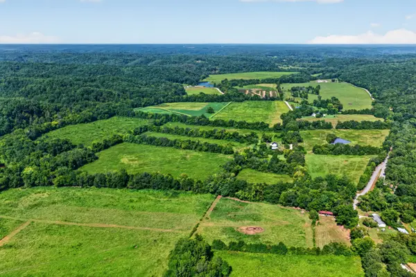 160 Backside Beaverdam Road, Centerville, TN 37033