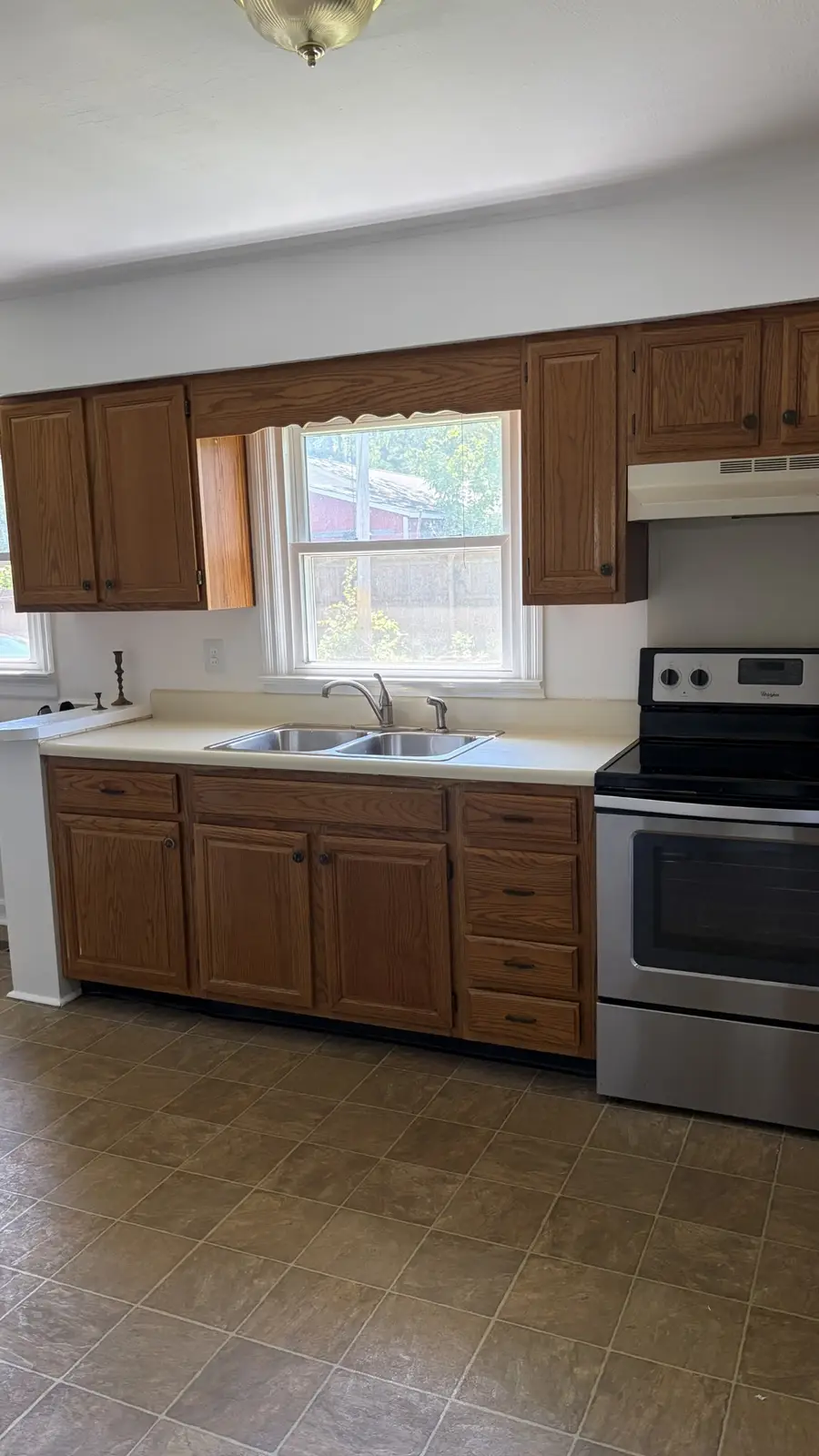 622 Larrymore Dr, Manchester, TN 37355 - #3