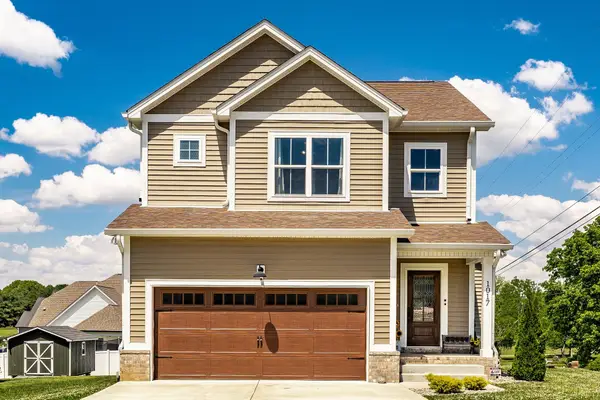 1017 Camden Trl, Greenbrier, TN 37073