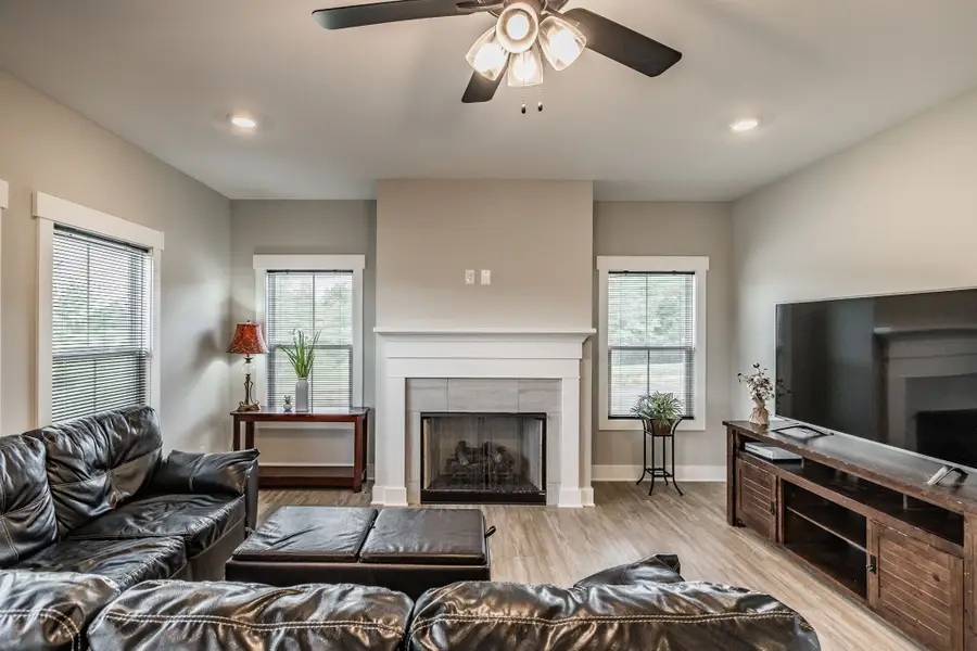 1017 Camden Trl, Greenbrier, TN 37073 - #3