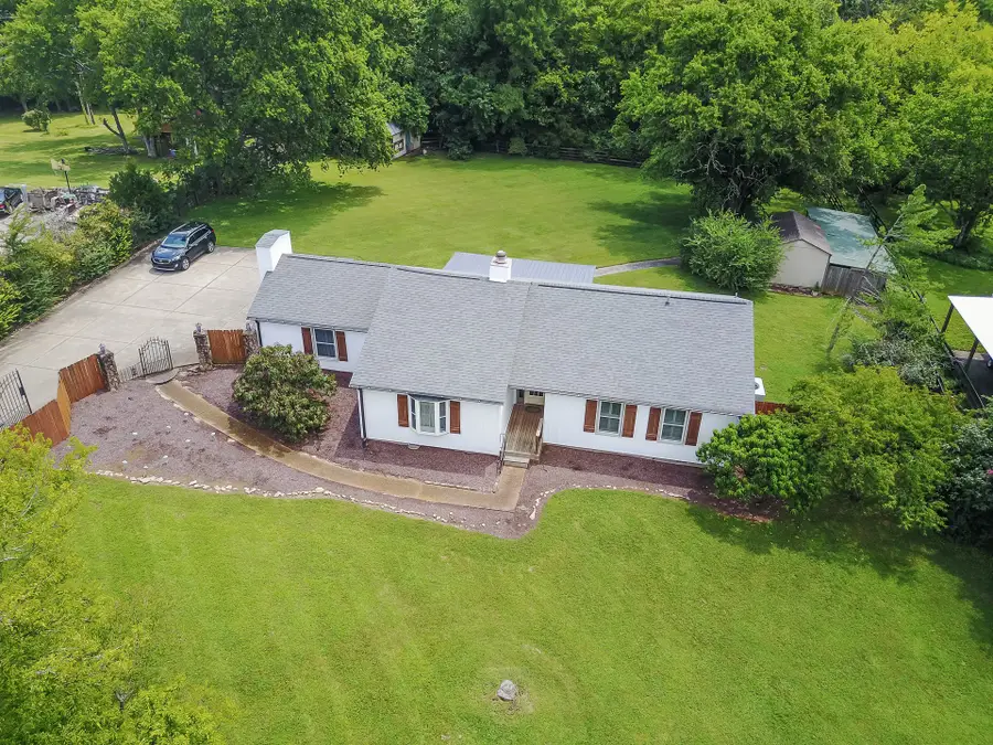 1751 Old Hillsboro Rd, Franklin, TN 37069 - #2