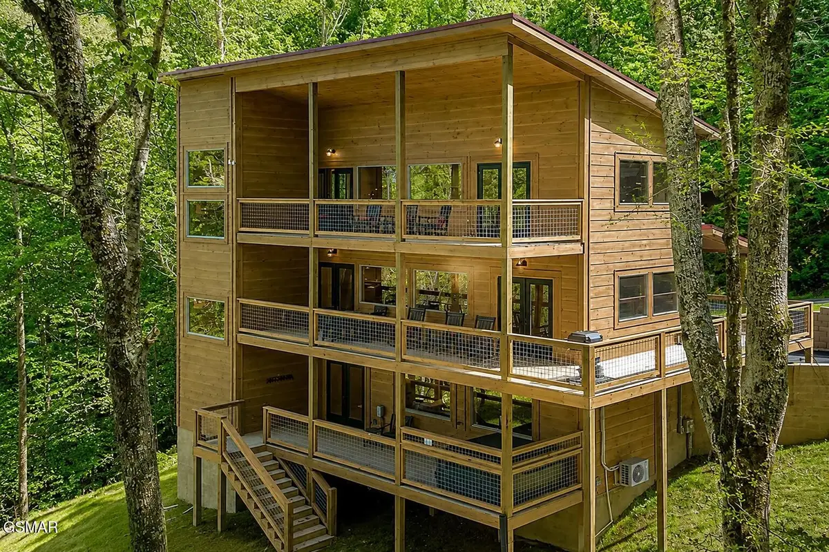 2252 Misty Shadows Drive, Sevierville, TN 37862 - #1