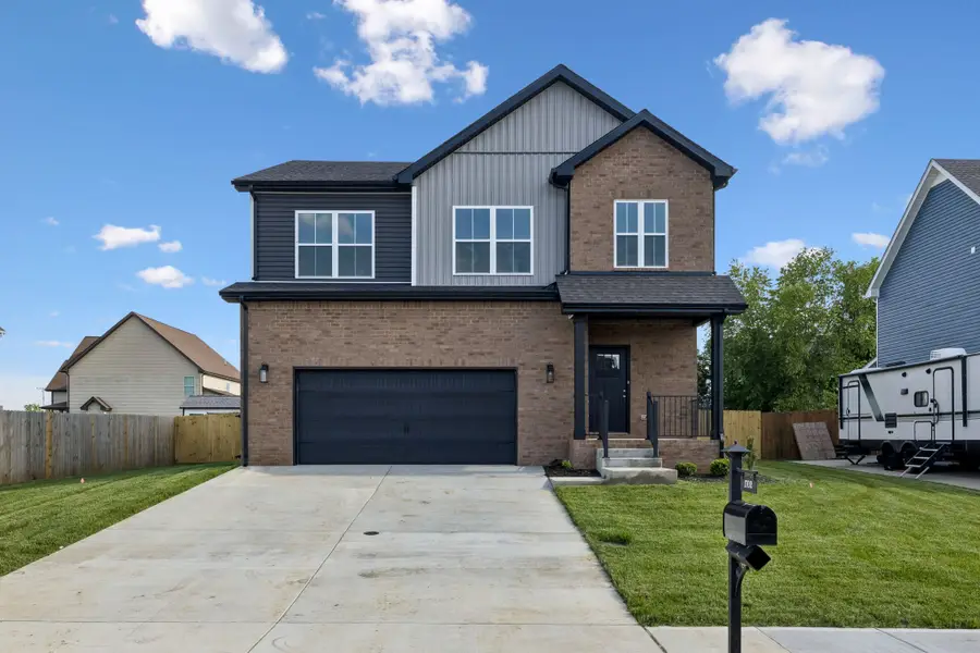 1702 Cabana Dr, Clarksville, TN 37042 - #2