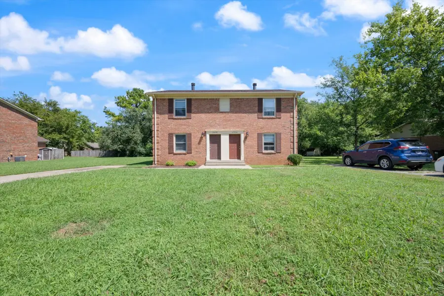 2556 Oak Hill Dr, Murfreesboro, TN 37130 - #2