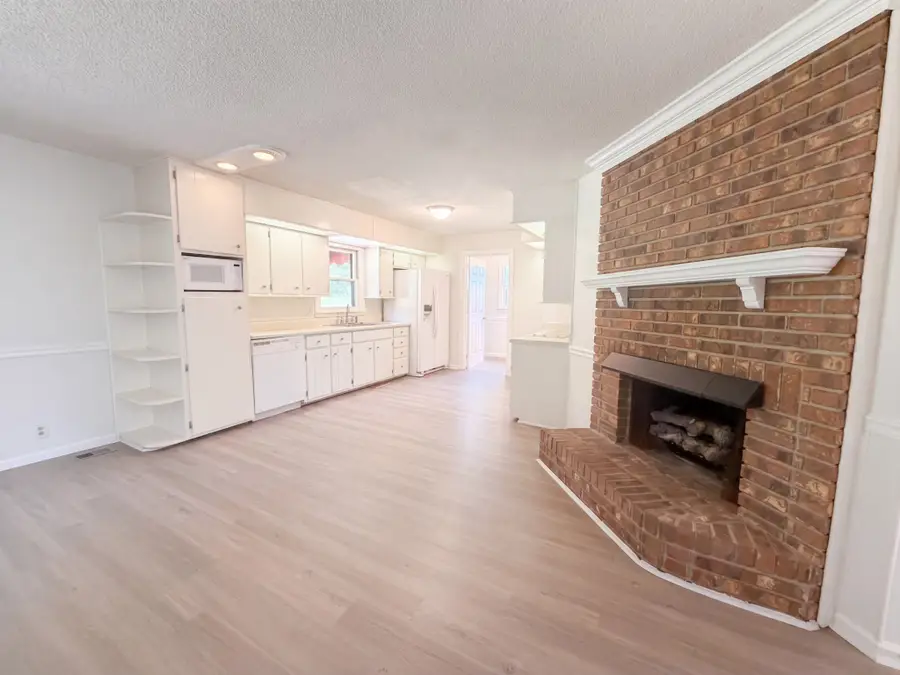 1818 Fox Chase Dr, Goodlettsville, TN 37072 - #2