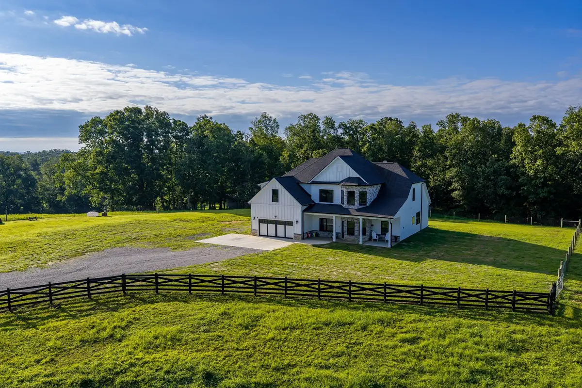 3393 Slayden Marion Rd, Cumberland Furnace, TN 37051 - #1