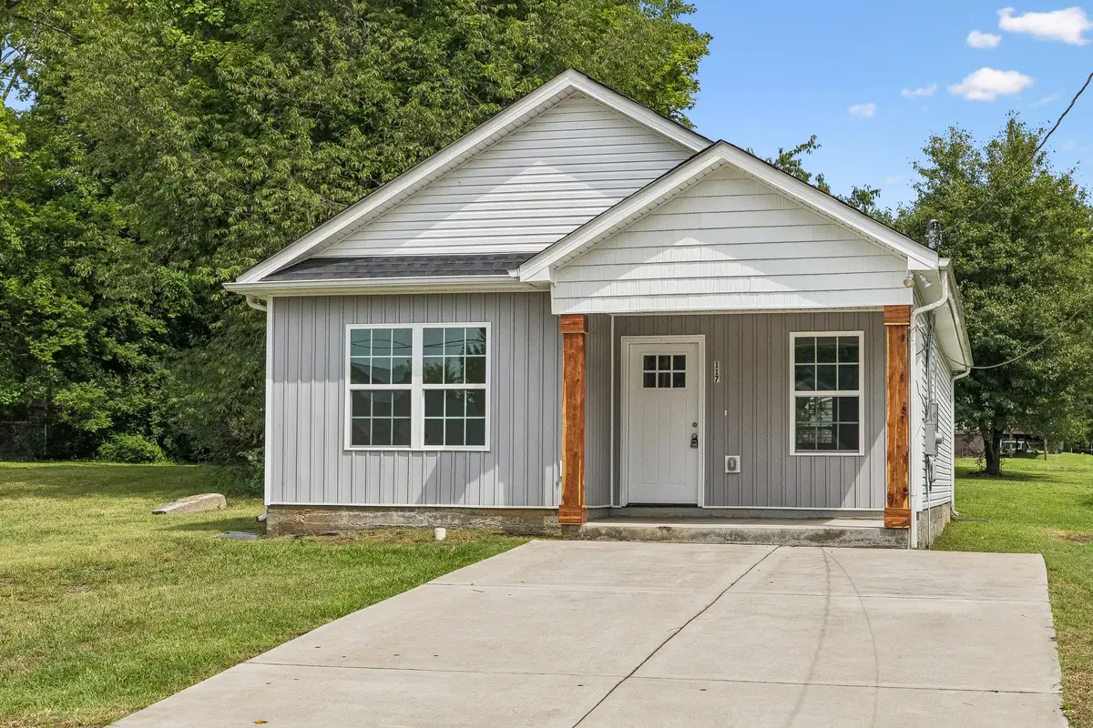 117 21st Ave W, Springfield, TN 37172 - #1