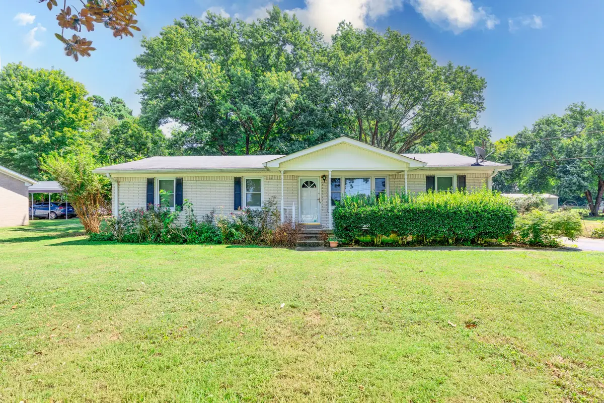 2555 Zion Rd, Columbia, TN 38401 - #1