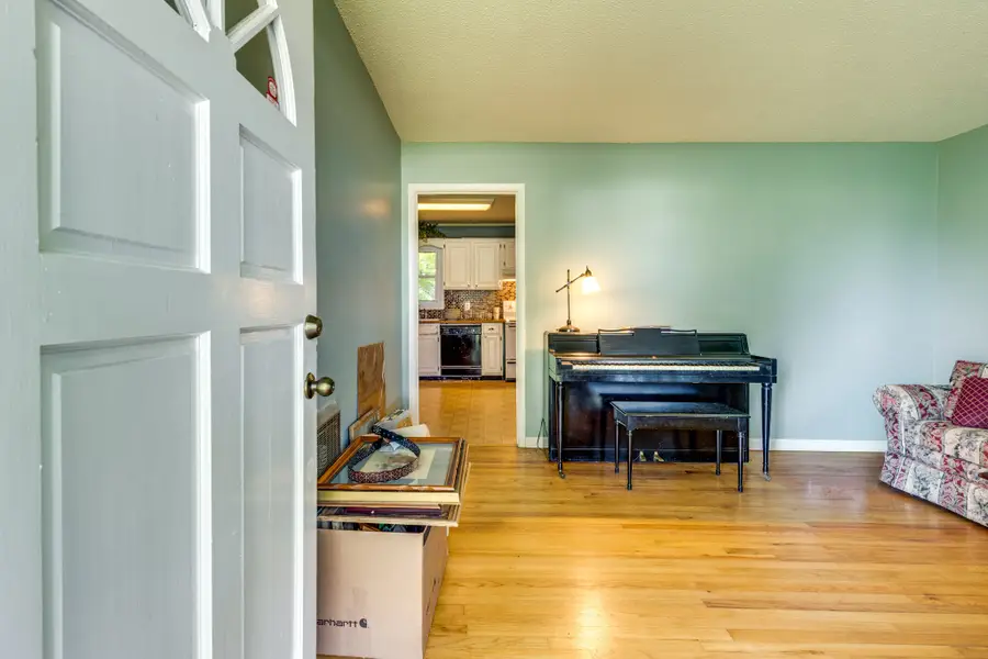 2555 Zion Rd, Columbia, TN 38401 - #3