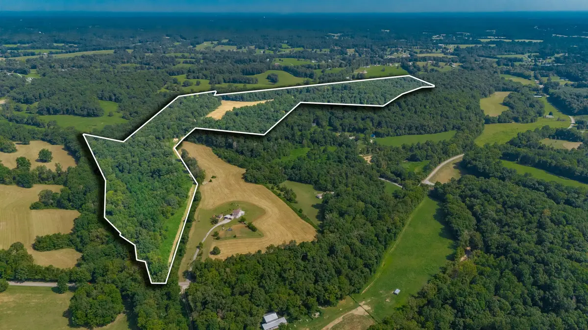 2313 Little Bartons Creek Rd, Cumberland Furnace, TN 37051 - #1