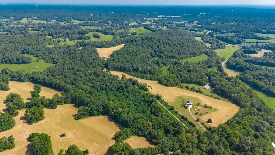 2313 Little Bartons Creek Rd, Cumberland Furnace, TN 37051 - #3