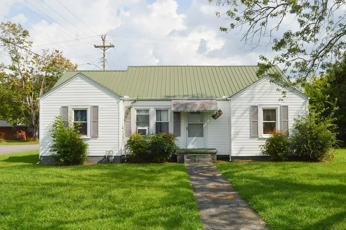 601 Johnson St, Manchester, TN 37355 - #1