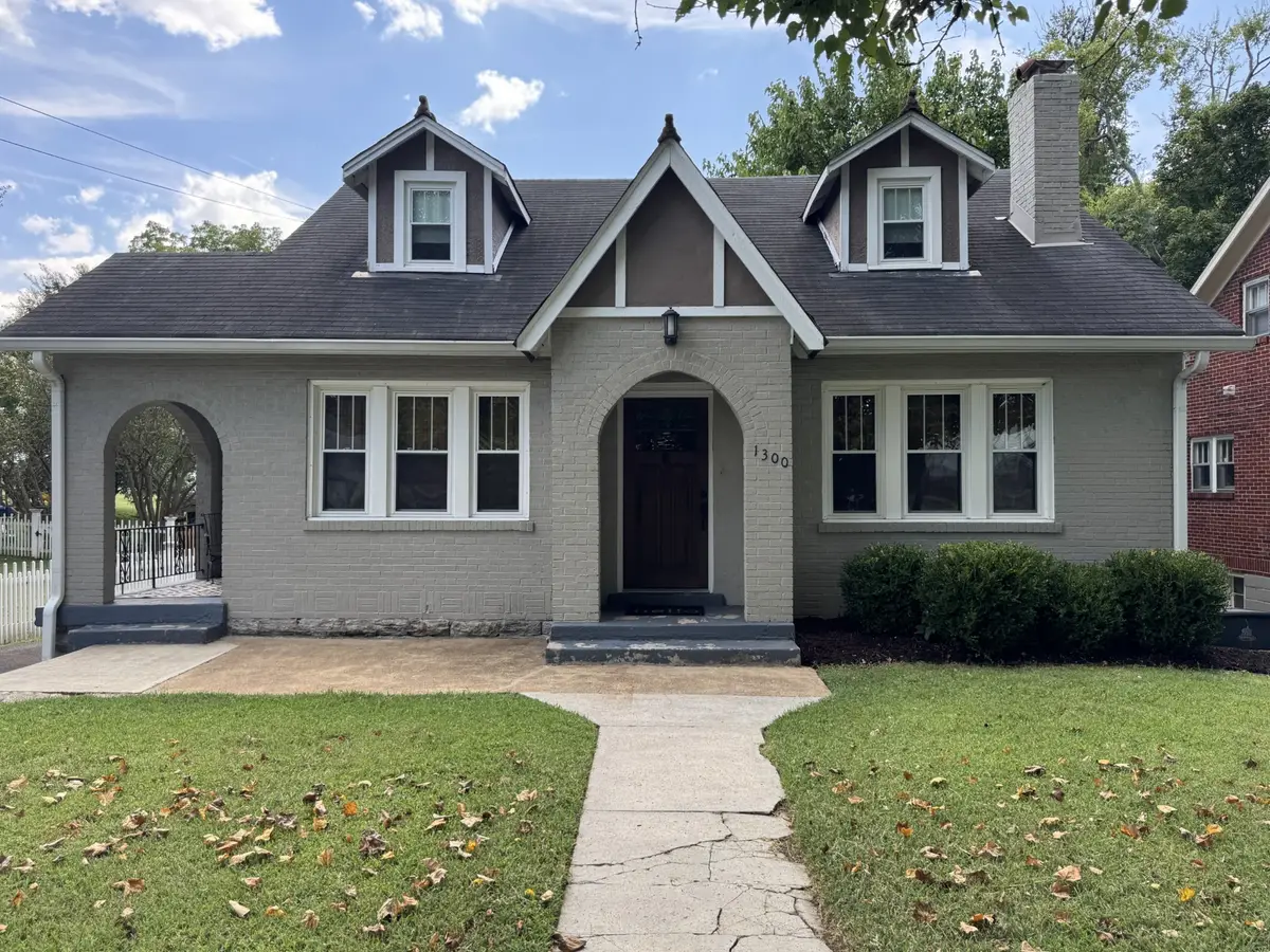 1300 Greenwood Ave, Nashville, TN 37206 - #1