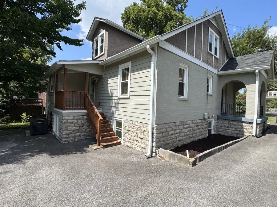 1300 Greenwood Ave, Nashville, TN 37206 - #3