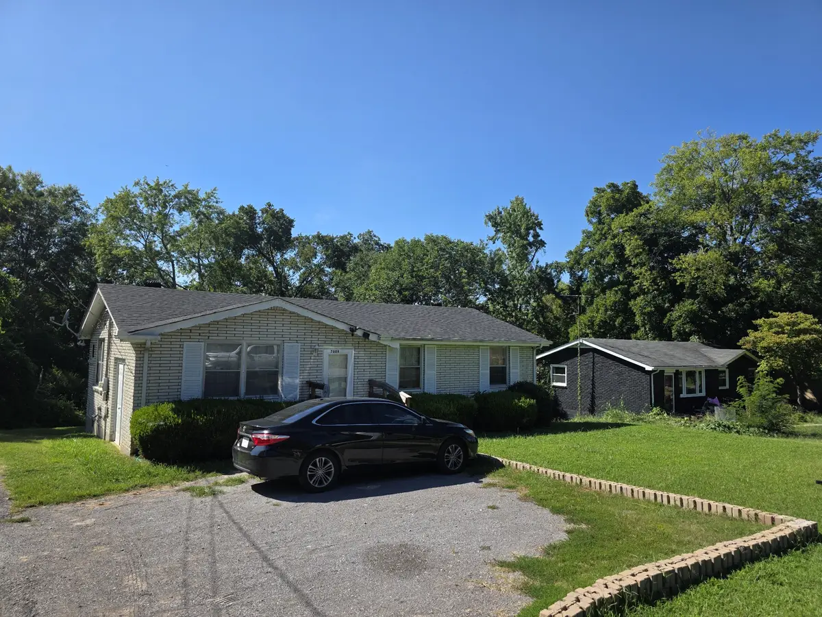 7009 Bonnafair Dr, Hermitage, TN 37076 - #1