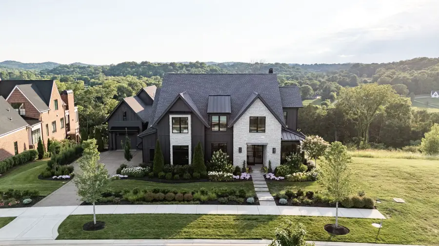 9129 Sawtooth Ln, College Grove, TN 37046 - #3