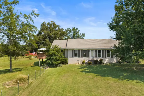 15 Autumn Ln, Savannah, TN 38372
