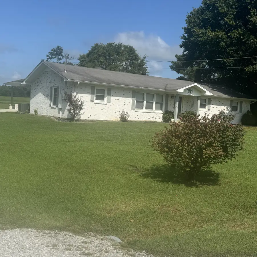 154 Eaton Ln, Manchester, TN 37355 - #3