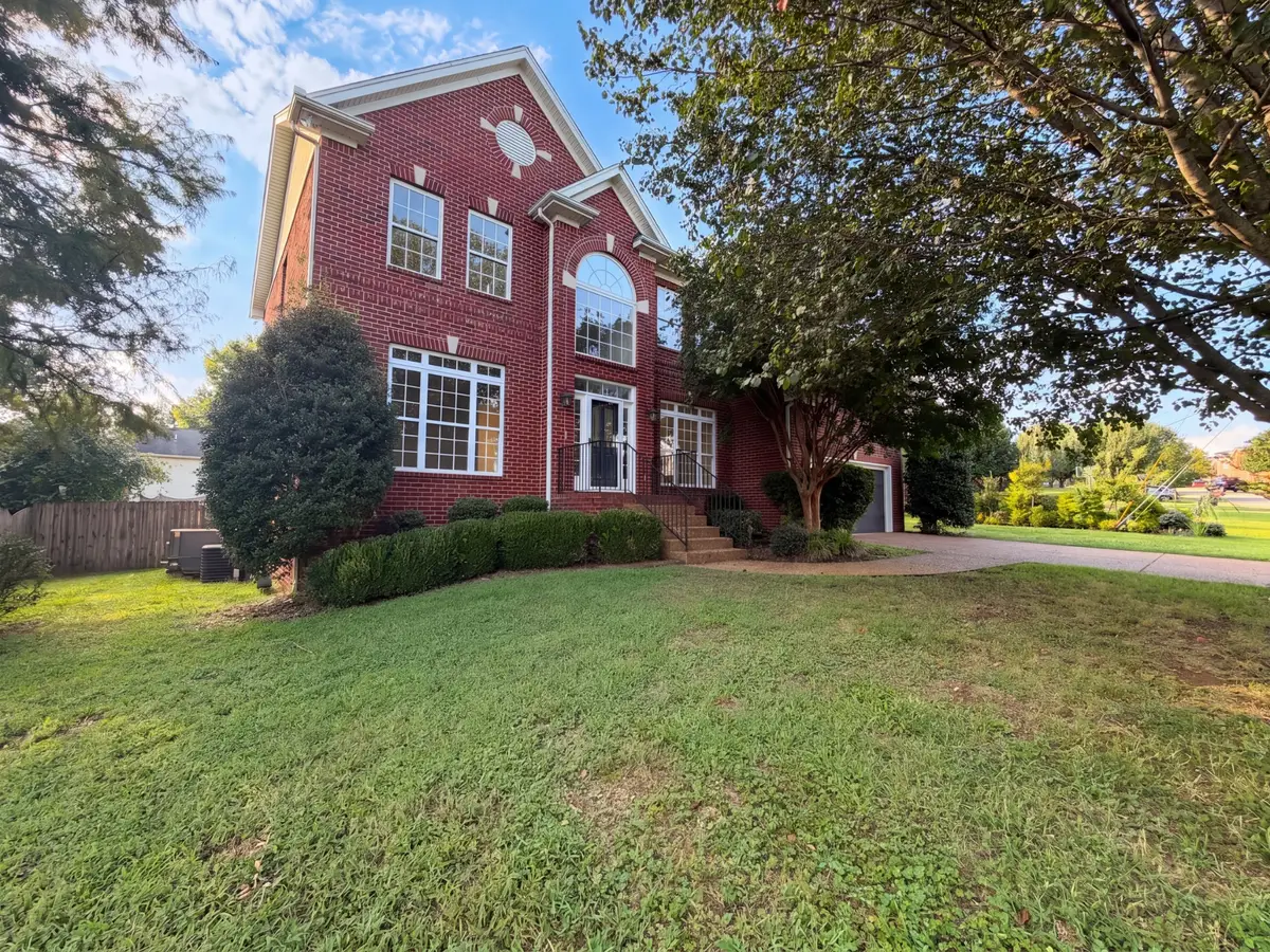 3009 Melbourne Ct E, Mount Juliet, TN 37122 - #1